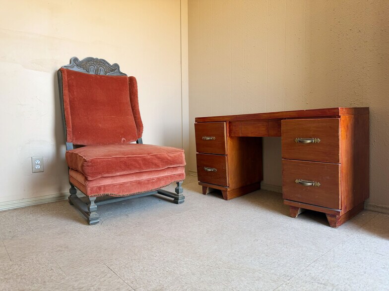 More Photos Of 607 W Wilson St, Borger Apartments For Sale