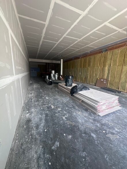 More Photos Of 1408 3rd St NW, Great Falls Storefront For Lease