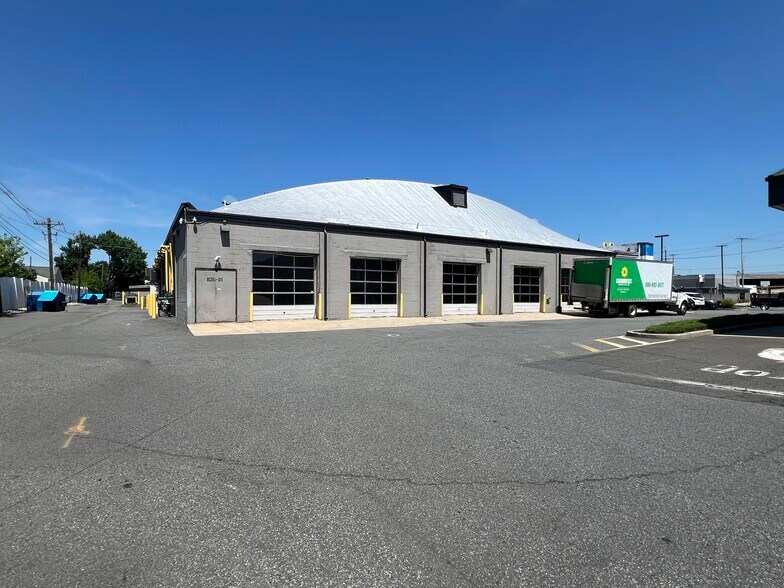 More Photos Of 833-835 Roosevelt Ave, Carteret Storefront For Lease