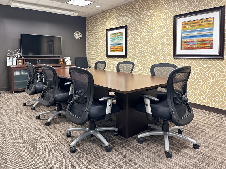 More Photos Of 100 Enterprise Dr, Rockaway Coworking Space