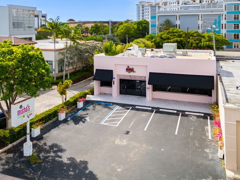 More Photos Of 1586 S Dixie Hwy, Coral Gables Restaurant For Lease
