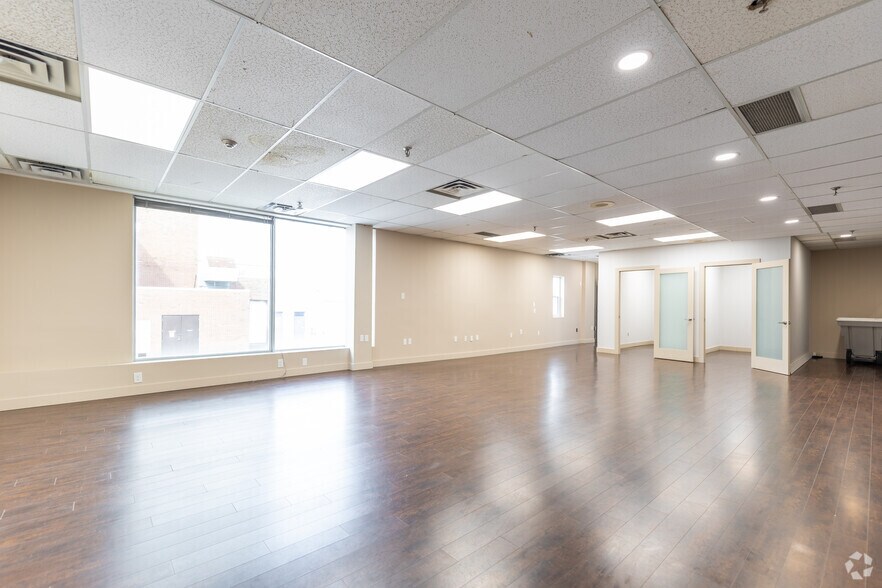 More Photos Of 2770 14th Ave, Markham Office For Lease