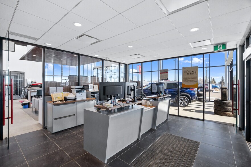 More Photos Of 2202 50 Av, Lloydminster Auto Dealership For Sale