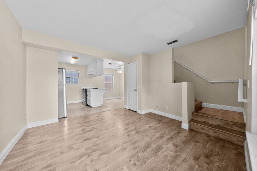 More Photos Of 321 T St, Sacramento Apartments For Sale