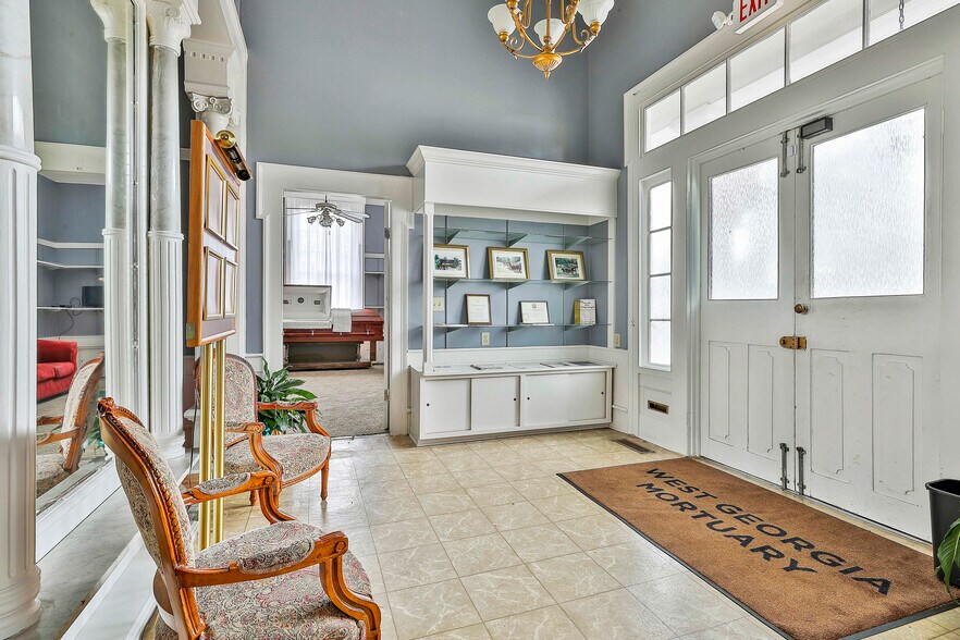 More Photos Of 605 Hill St, Lagrange General Retail For Sale