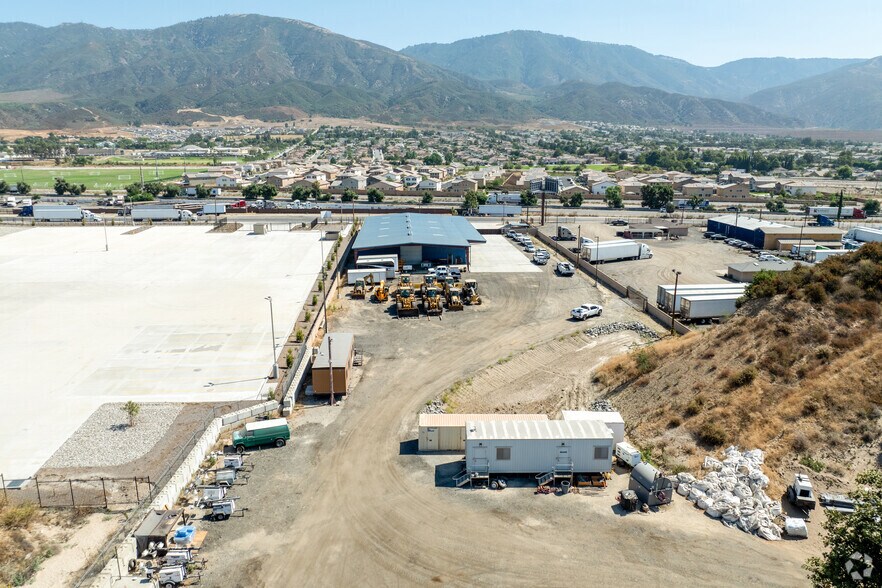 More Photos Of 20075 Kendall Dr, San Bernardino Warehouse For Sale