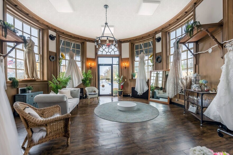 More Photos Of 342 N Main St, Andover Loft Creative Space For Sale