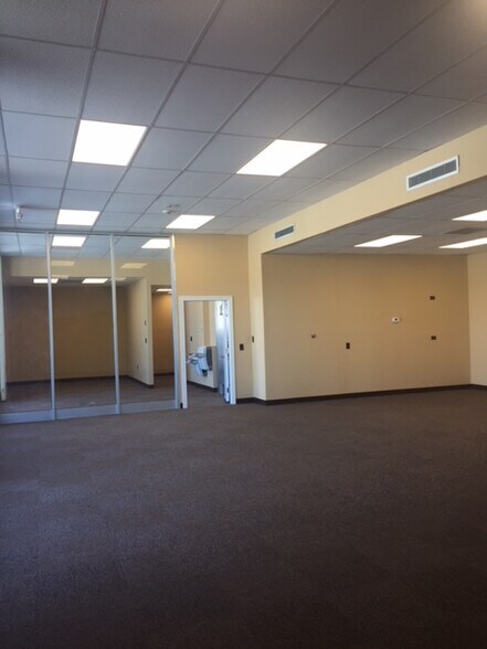 More Photos Of 544 E Stuart Dr, Galax Unknown For Lease