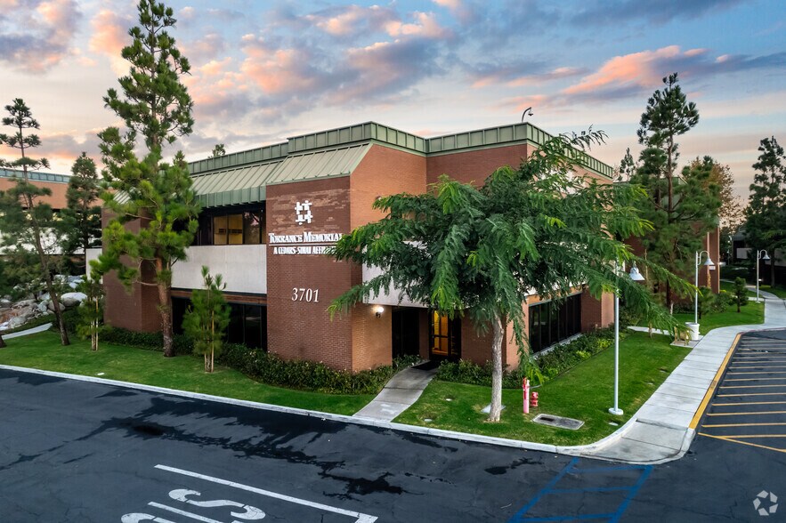 Primary Photo Of 3701 Skypark Dr, Torrance Medical For Lease