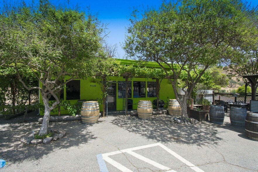 Primary Photo Of 4310 Knoxville Rd, Napa Restaurant For Sale