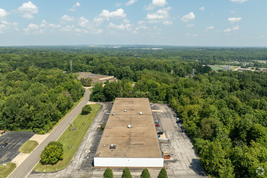 More Photos Of 9079-9085 Dutton Dr, Twinsburg Warehouse For Lease