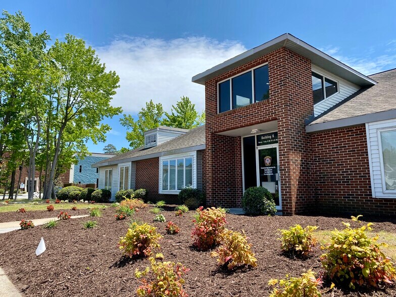 More Photos Of 610 Thimble Shoals Blvd, Newport News Unknown For Lease