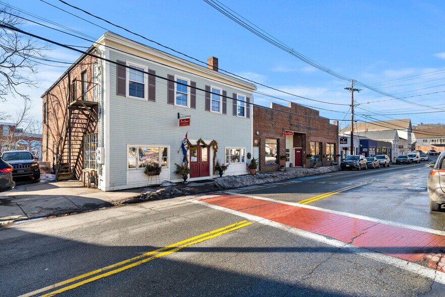 More Photos Of 47 S Main St, Ipswich Storefront Retail Residential For Sale