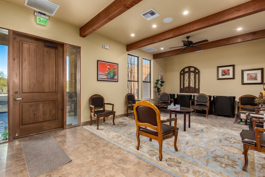 More Photos Of 261 W Duval Rd, Green Valley Medical For Sale