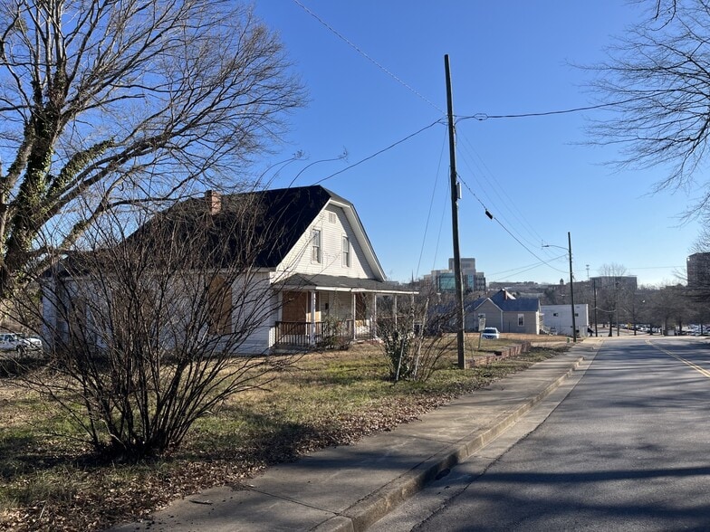 More Photos Of 348 Wofford St, Spartanburg Office For Sale