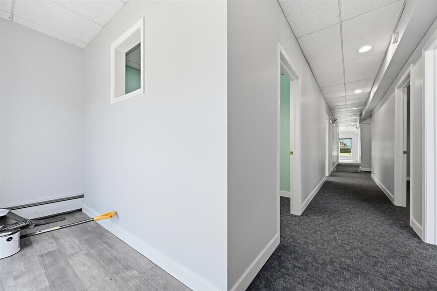 More Photos Of 90 N Franklin St, Pen Argyl Office Residential For Sale