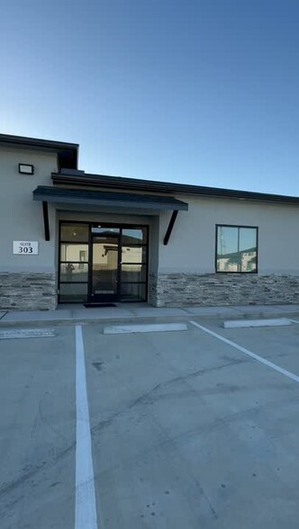 Primary Photo Of 7630 Dowdell Rd, Spring Medical For Lease