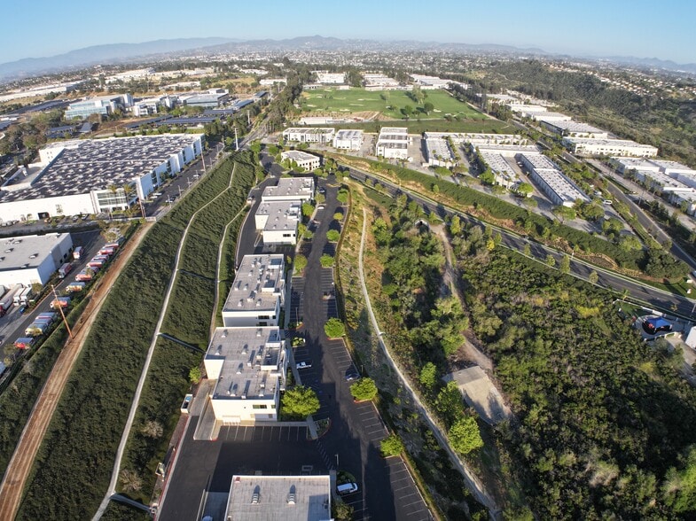 More Photos Of 3532 Seagate Way, Oceanside Warehouse For Sale