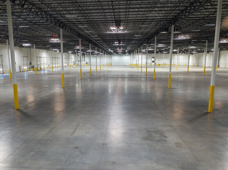 More Photos Of 465 Industrial Ave, Santa Teresa Manufacturing For Lease