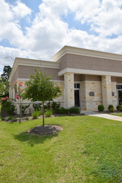 More Photos Of 2219 Sawdust Rd, The Woodlands Loft Creative Space For Lease