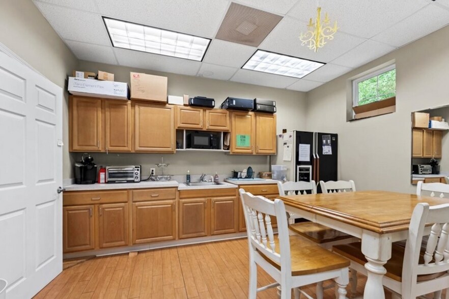 More Photos Of 2330 Colony Crossing Pl, Midlothian Medical For Sale