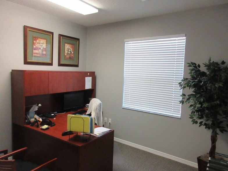 More Photos Of 10921 Countryway Blvd, Tampa Medical For Lease