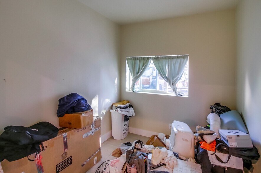 More Photos Of 215 Willie James Jones Ave, San Diego Apartments For Sale