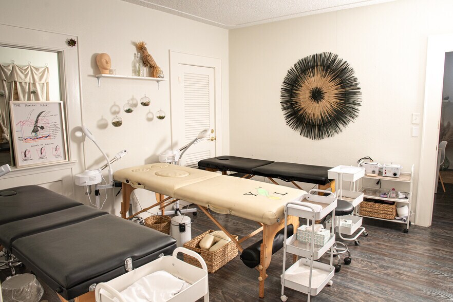 More Photos Of 23 E 8th St, Panama City Office Residential For Sale