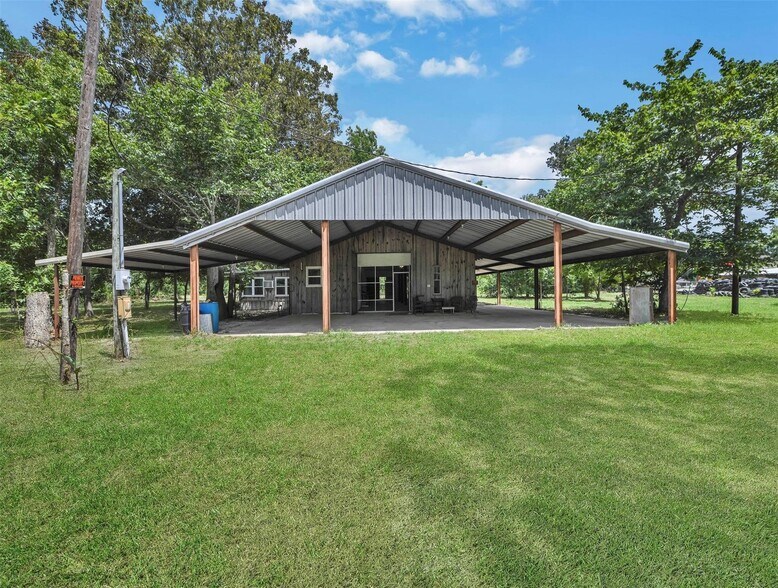 More Photos Of 11304 Fostoria Rd, Cleveland Land For Sale