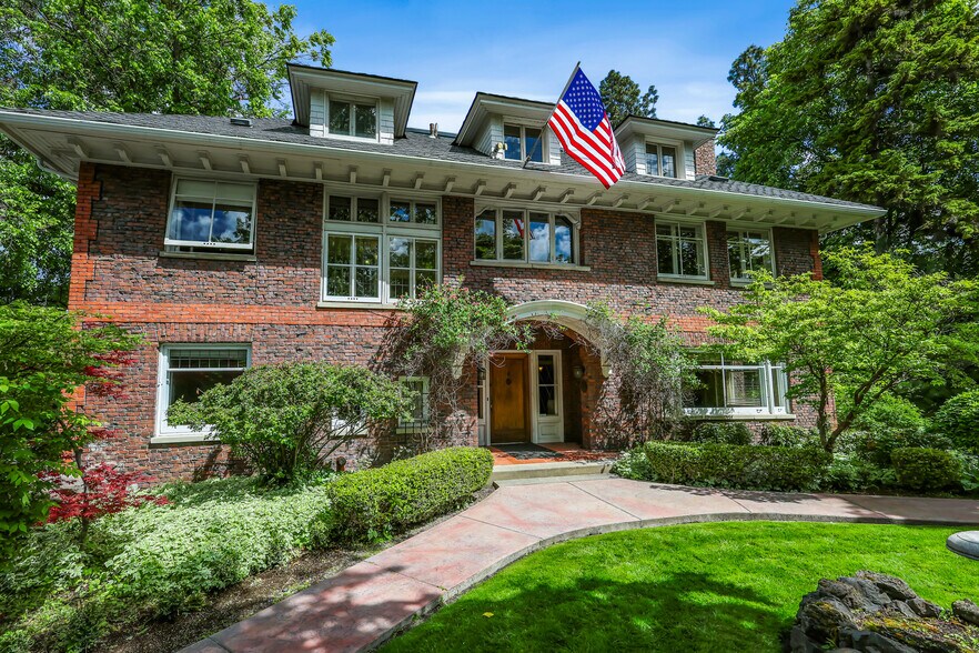 More Photos Of 820 W 7th Ave, Spokane Office Residential For Sale