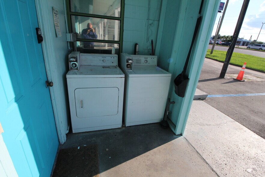 More Photos Of 6434 US Highway 19, New Port Richey Hotel For Sale