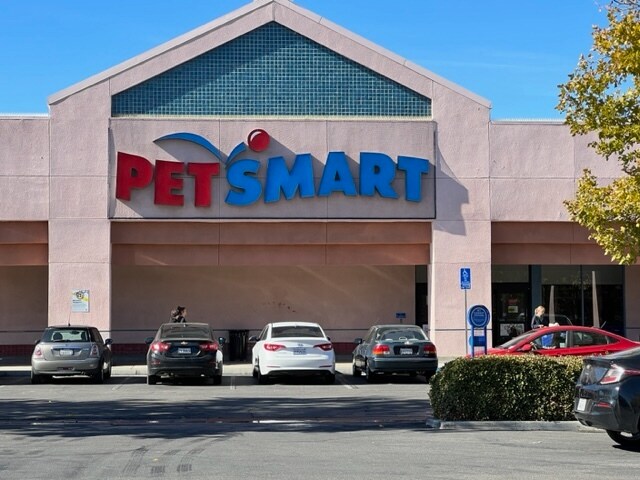 More Photos Of 44410-44580 Valley Central Way, Lancaster Unknown For Sale