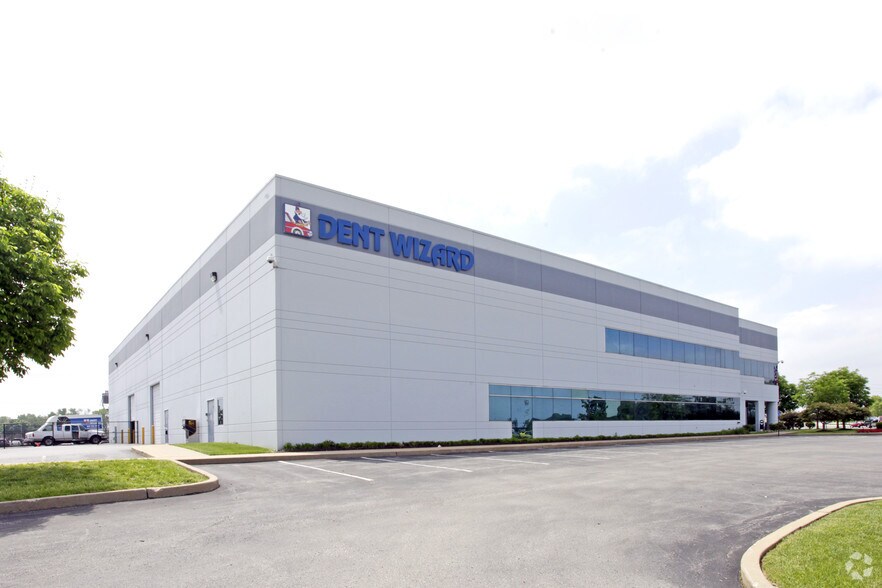 More Photos Of 4710 Earth City Expy, Bridgeton Service For Sale
