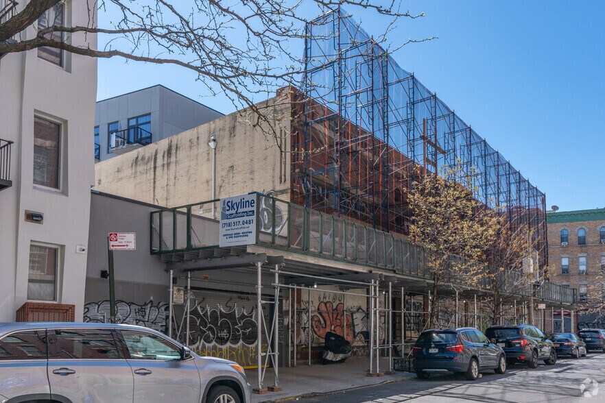 More Photos Of 395-403 Evergreen Ave, Brooklyn Religious Facility For Lease