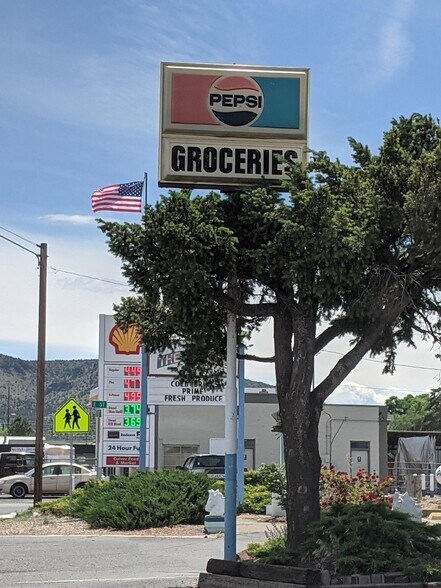 More Photos Of 501 1st Ave, Culver Storefront Retail Residential For Sale