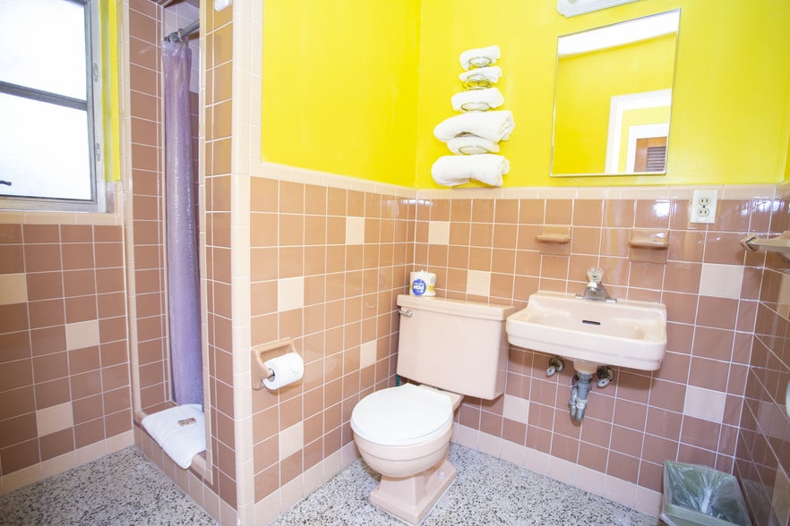 More Photos Of 11240 1st St, Treasure Island Hotel For Sale