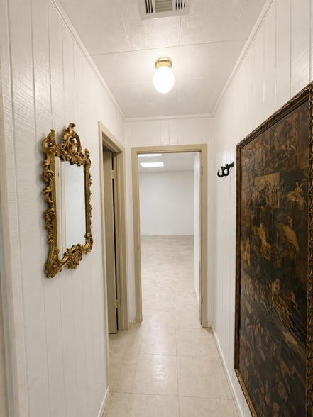 More Photos Of 820 Shelby Ln, Austin Warehouse For Lease