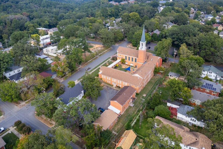 More Photos Of 4401 Woodlawn Dr, Little Rock Religious Facility For Sale