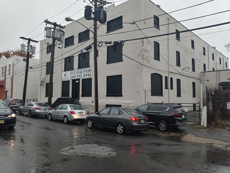 More Photos Of 39-49 Tucker St, Trenton Food Processing For Lease