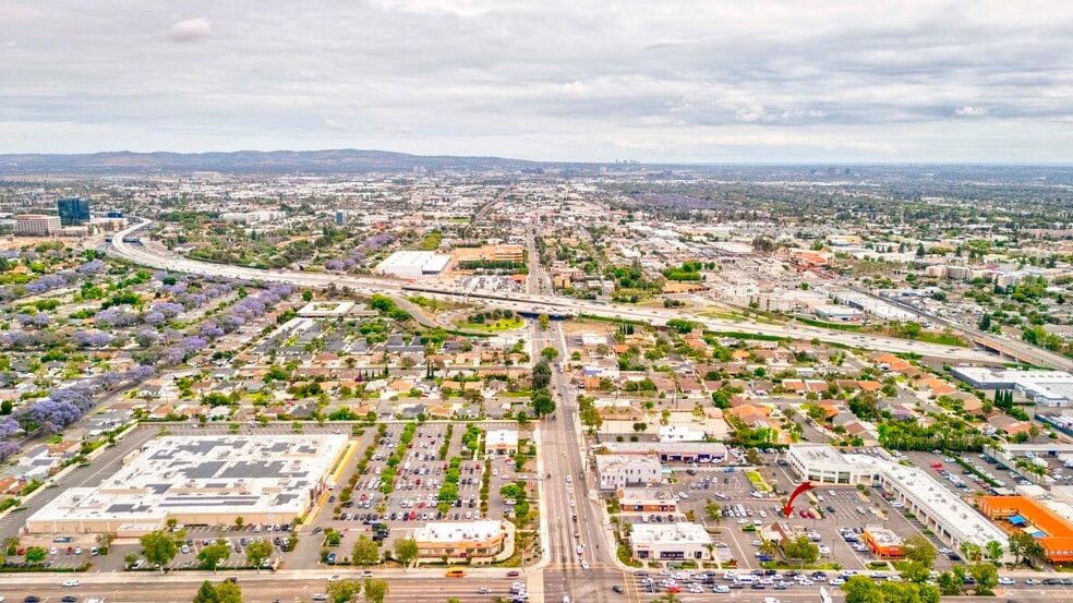 More Photos Of 1248 E 17th St, Santa Ana Freestanding For Sale