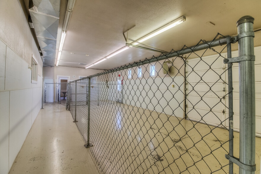 More Photos Of 2310 Terrace Heights Dr, Yakima Flex For Sale