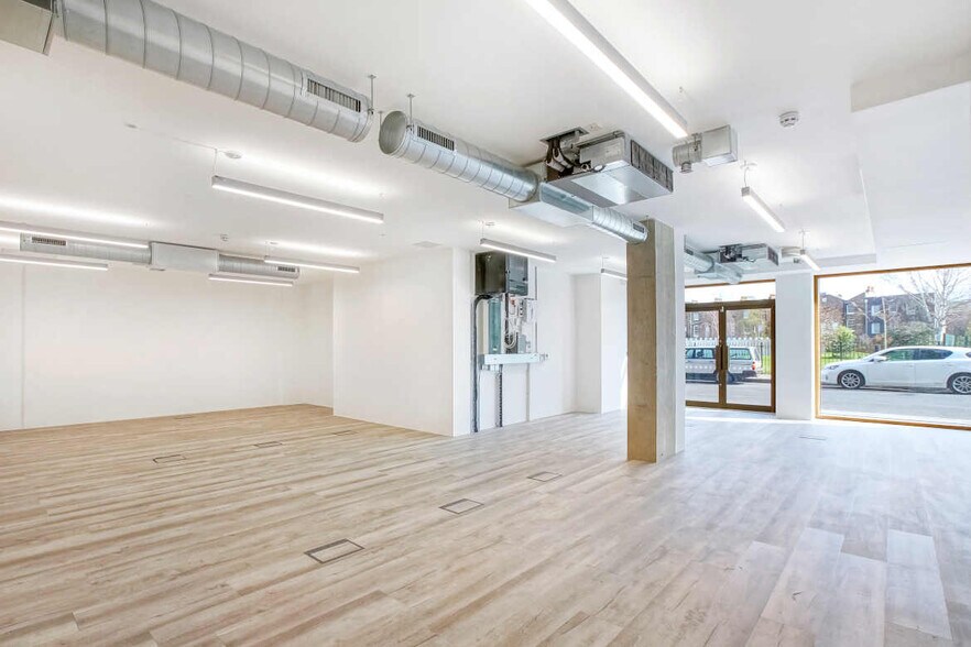 More Photos Of 17-21 Wenlock Rd, London Office Residential For Sale