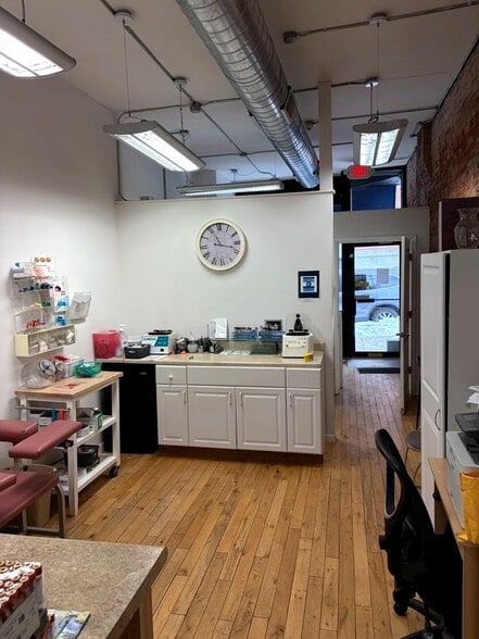 More Photos Of 450 1st St, Hoboken Apartments For Lease