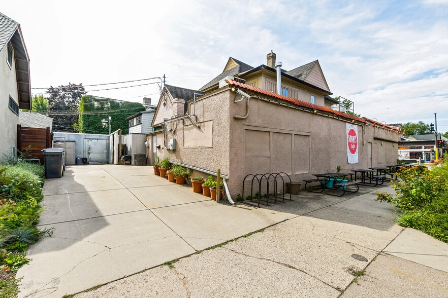 More Photos Of 3401-3405 S Lyndale Ave, Minneapolis Storefront Retail Residential For Sale