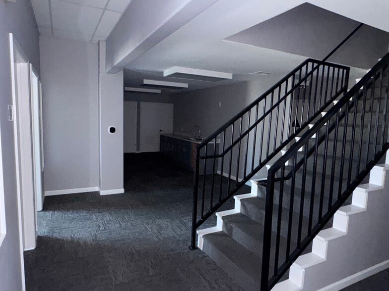 More Photos Of 5462 Pirrone Rd, Salida Research And Development For Lease