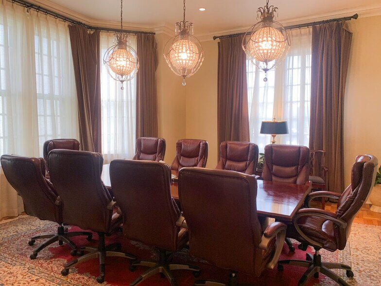 More Photos Of 205 23rd Ave N, Nashville Office For Lease