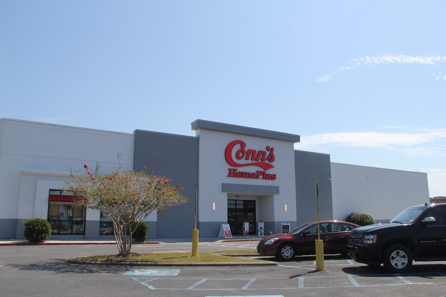 More Photos Of 150 Northshore Blvd, Slidell Unknown For Lease