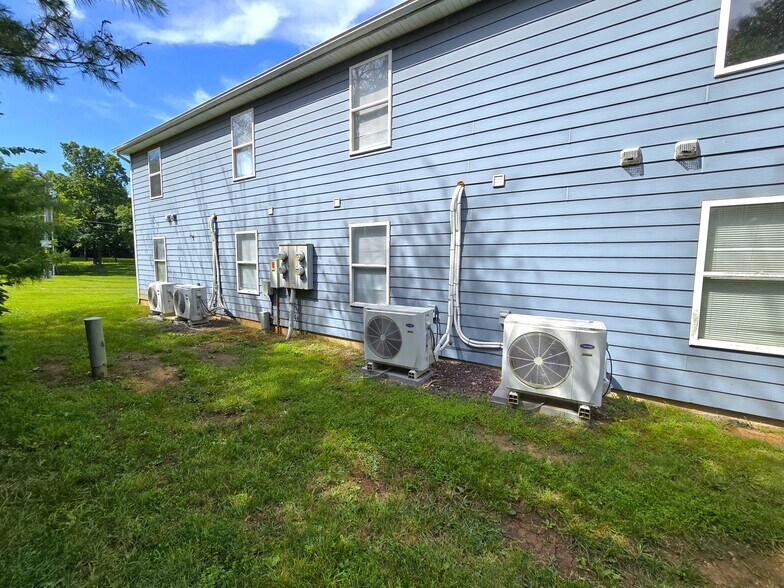 More Photos Of 801 W Walnut St, Desloge Apartments For Sale