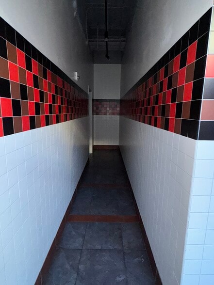 More Photos Of 43-59 George St, Charleston Dormitory For Lease