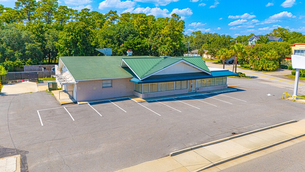 More Photos Of 100 S Kings Hwy, Myrtle Beach Fast Food For Lease